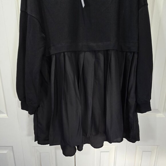 NWT Black Long Sleeve Short Dress – Size Small - Picture 3 of 6